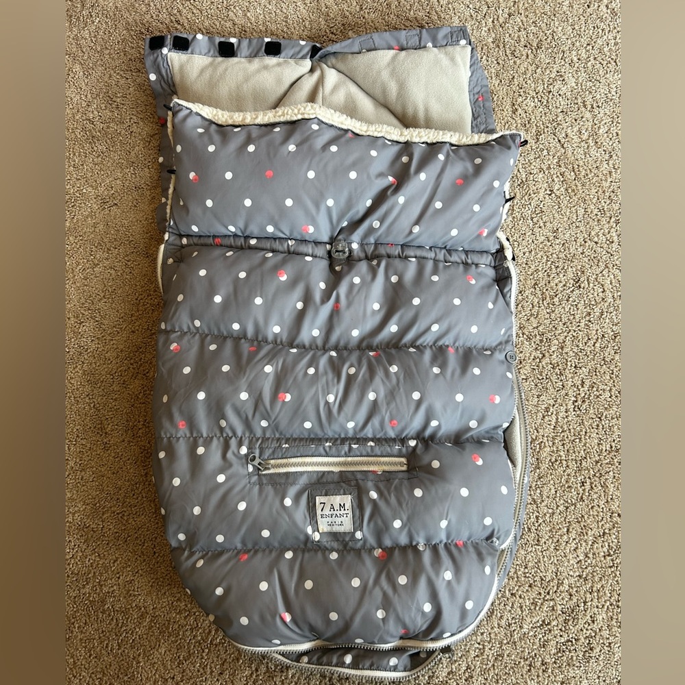 7AM Baby’s plush POD Cover 0-18 months